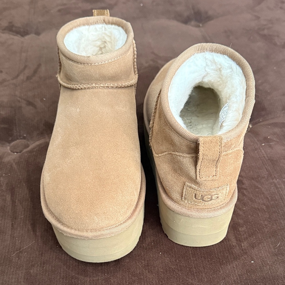 UGG Classic Ultra Mini Platform Boot